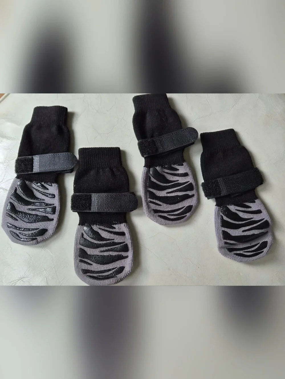 Tiger Toes - Black & Gray Non-Slip Dog Boot Socks - Pack of 4, Size Medium